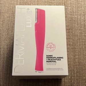 NWT Dermaflash Luxe+ - Sonic Dermaplanning +Peach Fuzz Removal -Pop Pink
